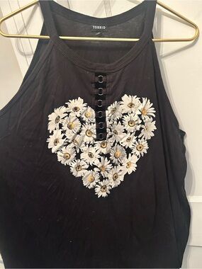 Torrid Daisy Heart Tank Sz 4